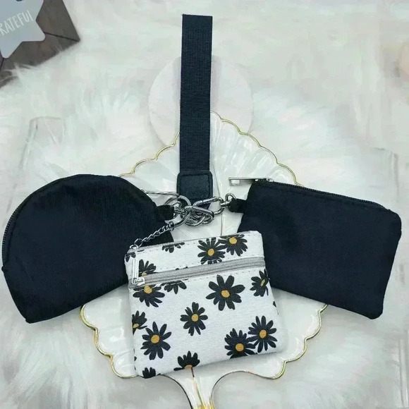 Triple Power pouches Wristlets Black theme - Picture 1 of 6